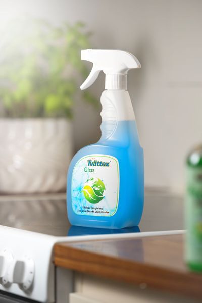 Tv&auml;ttex glasspray - Effektiv f&ouml;nsterputs