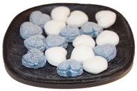 Produktbild för Hjärtan vita/blåa örtkarameller lösvikt