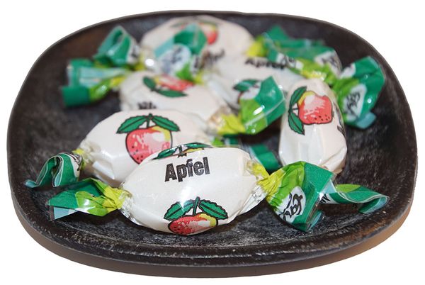 Produktbild f&ouml;r &Auml;pple fylld med papper &ouml;rtkarameller l&ouml;svikt Produktbild f&ouml;r Apple filled with paper herbal candies loose weight