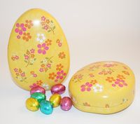 P&aring;sk&auml;gg med h&auml;nge 50x40mm 6 olika