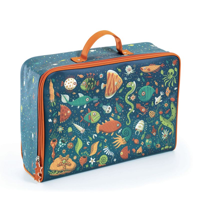 Suitcases Fishes