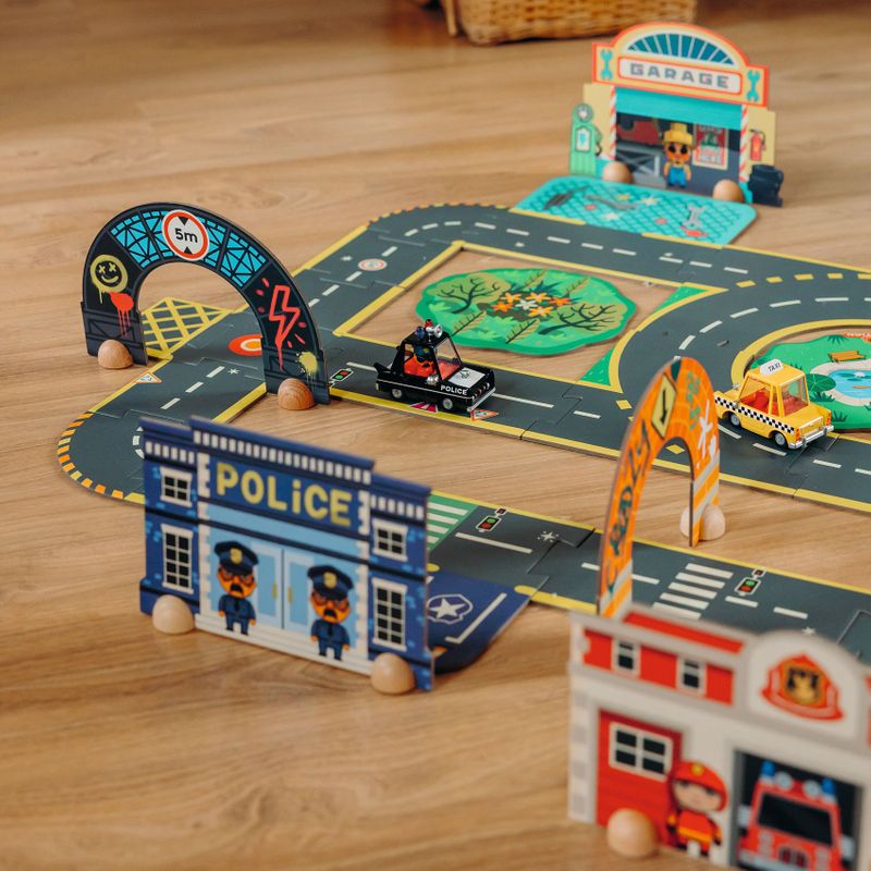 Puzzl&rsquo;Up City - Giant Puzzle, Crazy Motors - 33 pcs