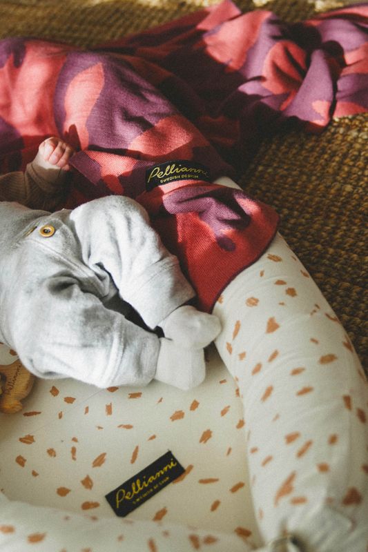Organic Baby nest, Splash