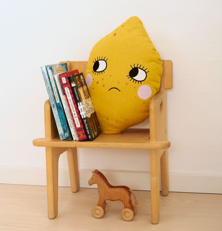 Lemon Cushion