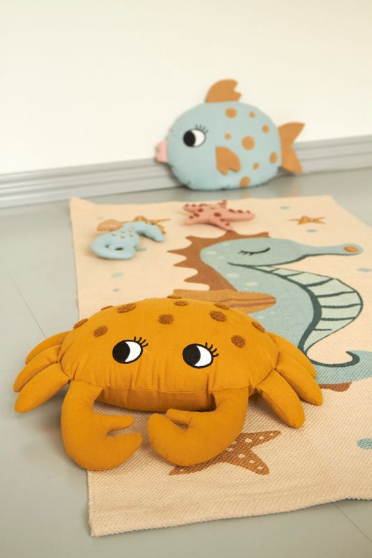 Crab cushion