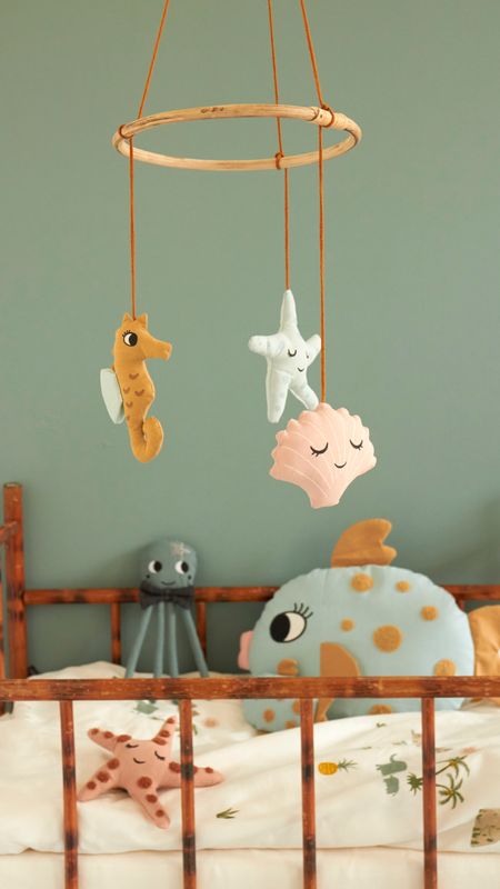 STAR FISH RATTLE