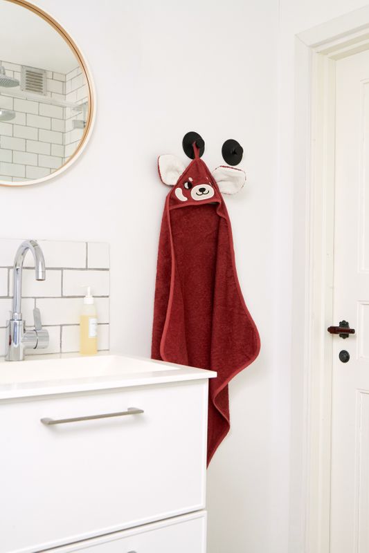 Hooded Towel - RED PANDA, red