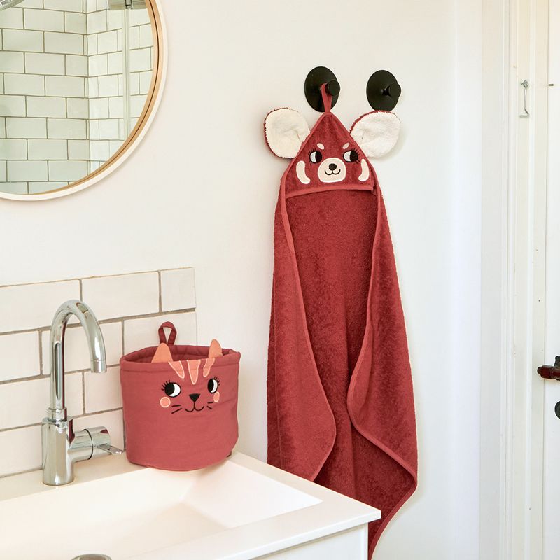 Hooded Towel - RED PANDA, red