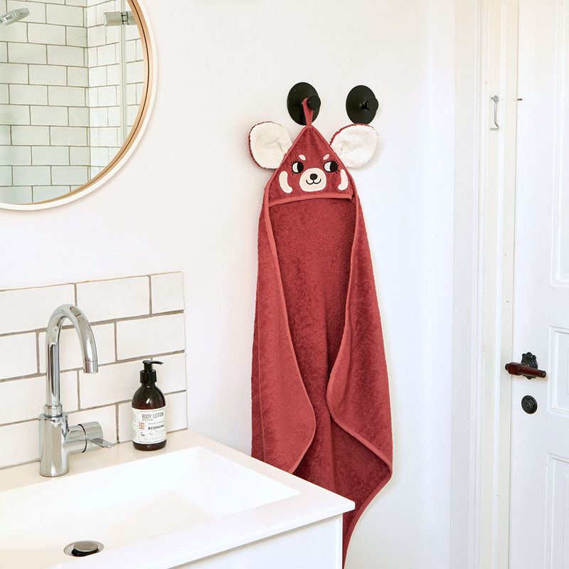Hooded Towel - RED PANDA, red
