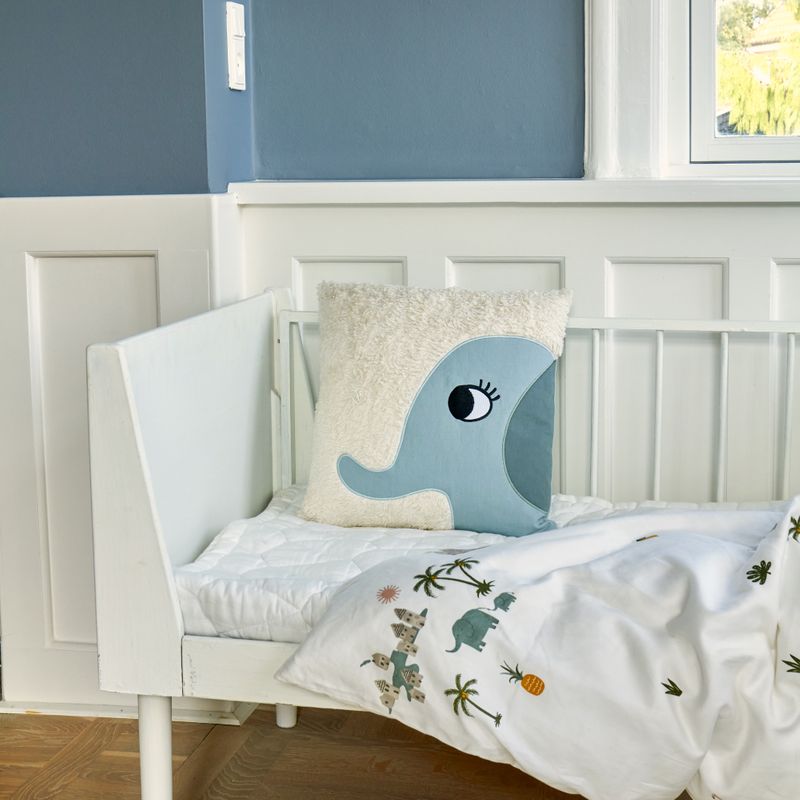 ELEPHANT Square Cushion