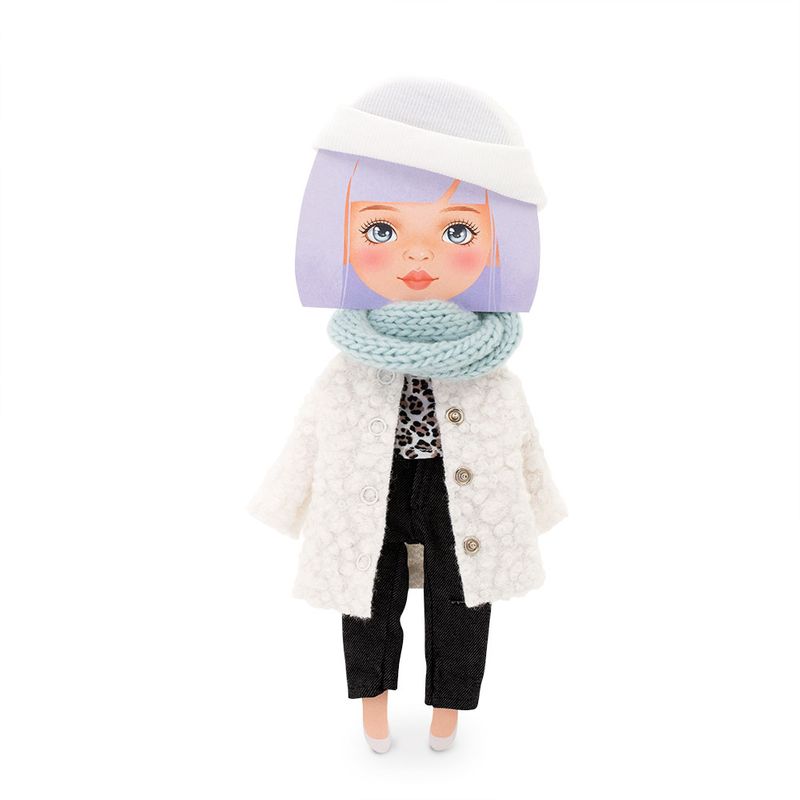 Clothing set: White Fur Coat