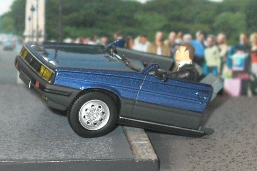 James Bond A View To Kill - Renault 11 Taxi ''cutted'' 1:43