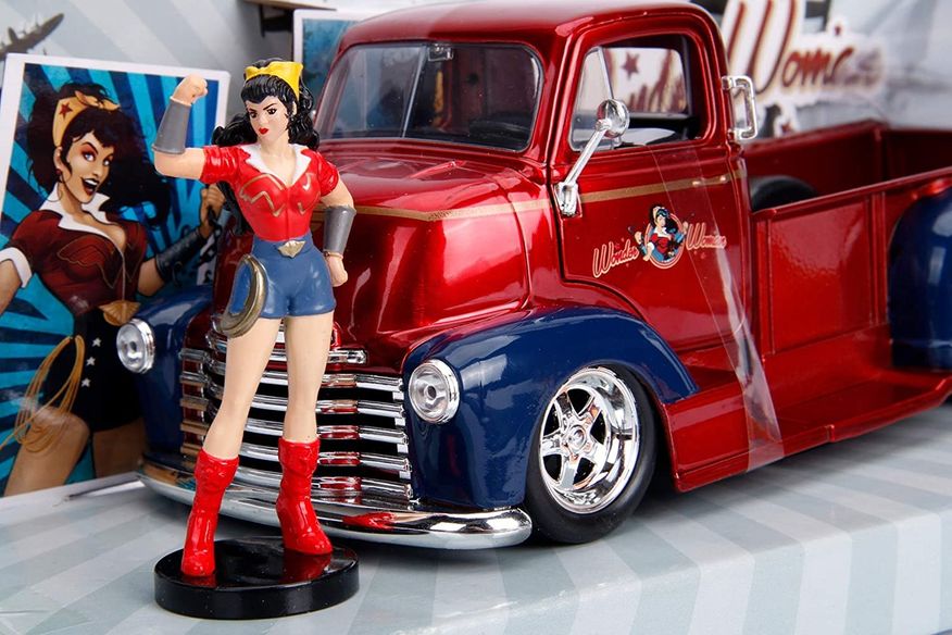 1952 Chevy COE Pickup DC Comics Bombshell  Wonder Woman figur Jada Toys 253255010