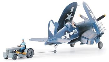 Tamiya 1/48 CORSAIR F4U-1D M/TRAKTOR