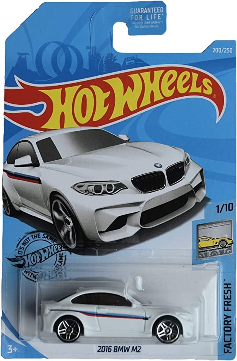 Hot Wheels Factory Fresh Series 1/10 2016 BMW M2 200/250, vit