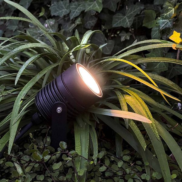 Markspot Nova från LightsOn Garden Plug & Play