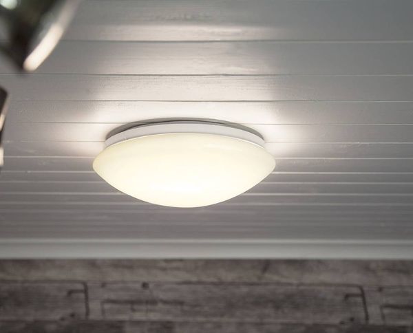 Tak-/väggplafond Integra LED 18W