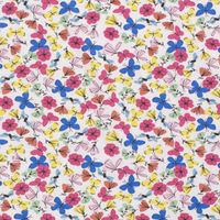 Blomsteräng med fjäril vit