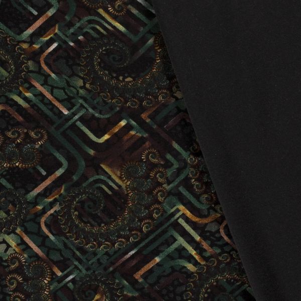 Ett vackert Courtellejersey som &auml;r en sl&auml;tstickad jersey som inneh&aring;ller lycra/elastan f&ouml;r att bli extra sp&auml;nstig och h&aring;ller formen mycket bra.