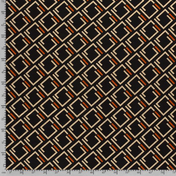 Ett vackert Courtellejersey som är en slätstickad jersey som innehåller lycra/elastan för att bli extra spänstig och håller formen mycket bra.