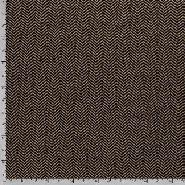 Ett vackert Courtellejersey som &auml;r en sl&auml;tstickad jersey som inneh&aring;ller lycra/elastan f&ouml;r att bli extra sp&auml;nstig och h&aring;ller formen mycket bra.