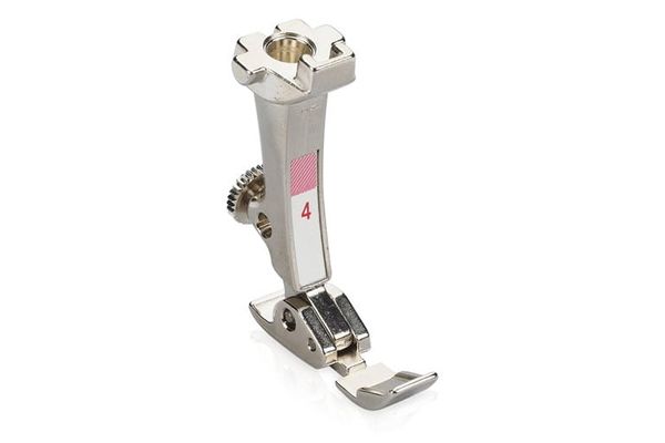 B735 Broderimaskin | Bernina