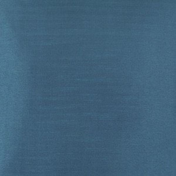 N&auml;rbild p&aring; aqua-f&auml;rgad taft med l&auml;tt glans och subtil struktur, fr&aring;n artikeln Saga Aqua &ndash; Taft.