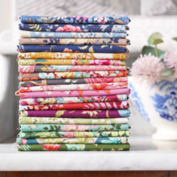 Peacock Tree Grape &ndash; Tilda Fabrics/ Chic Escape, K&ouml;p hos Gittes