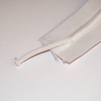 Mellan spets Ida vit