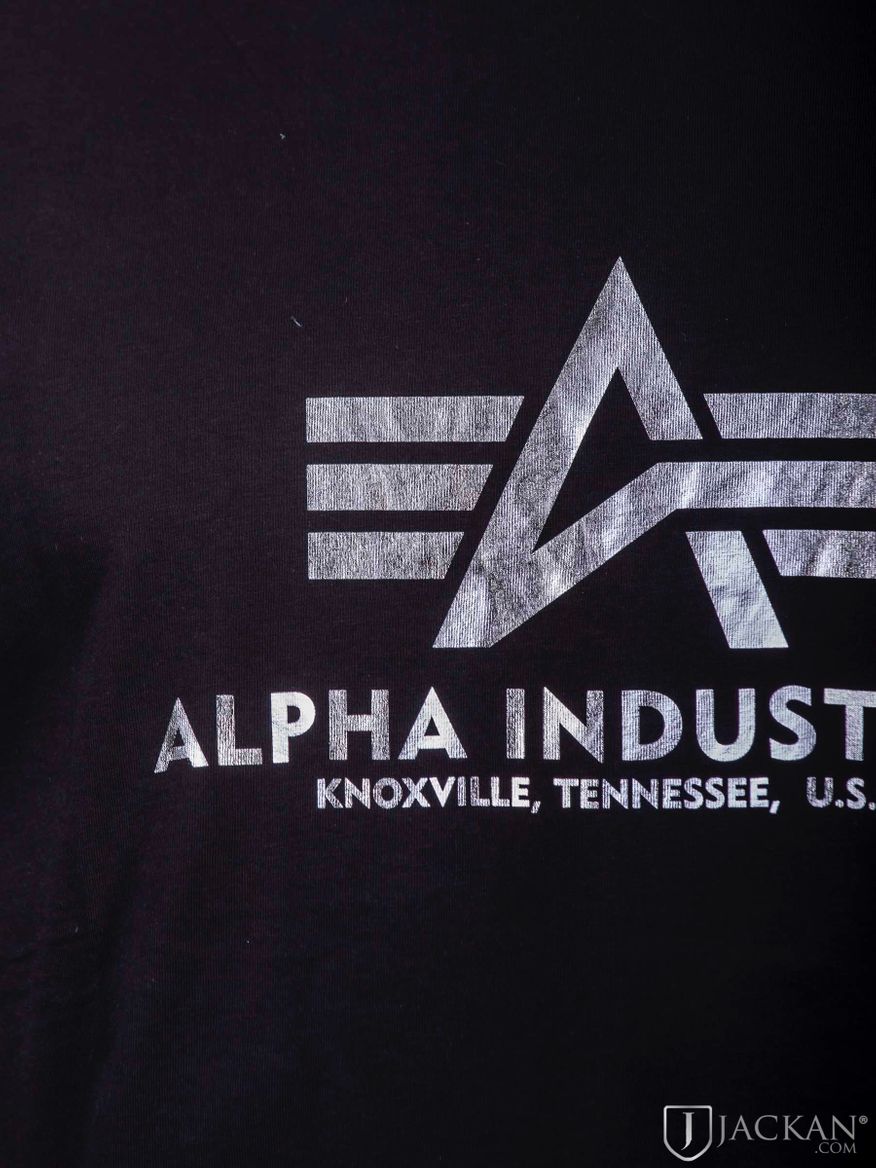 Basic T-shirt Foil i svart från Alpha Industres | Jackan.com