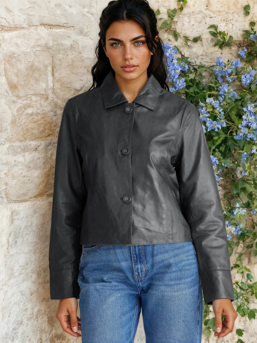 Thea Jacket i svart från Saki | Jackan.com