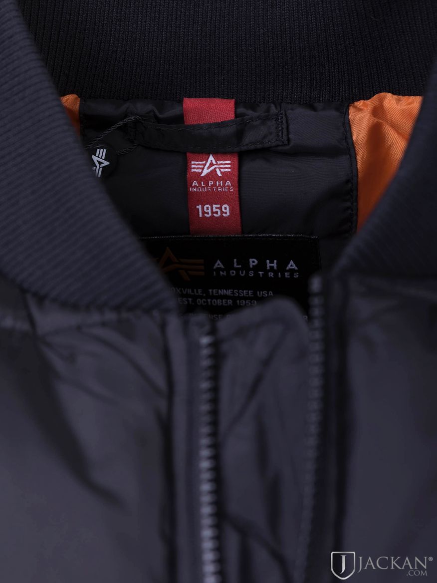 Puffer Vest LW i svart från Alpha Industries | Jackan.com