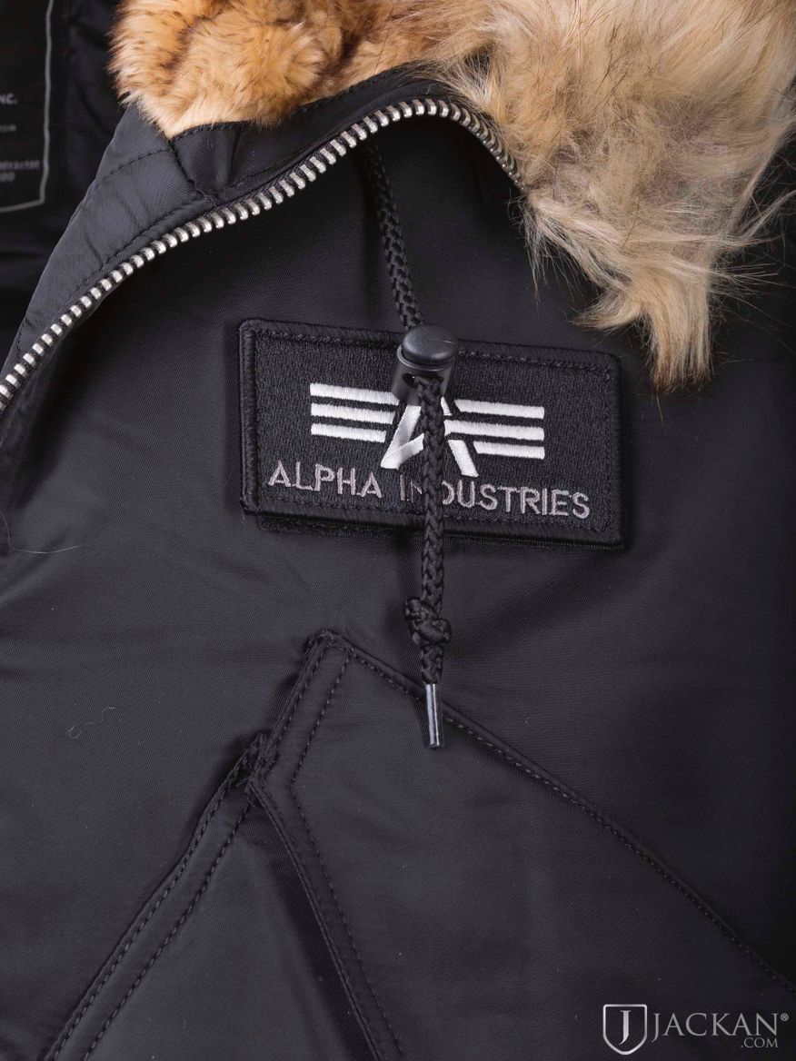 45P Hooded Custom i svart från Alpha Industries | Jackan.com