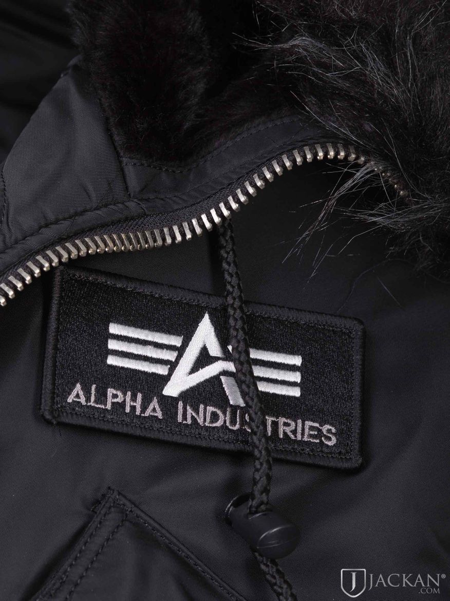 45P Hooded Custom i svart från Alpha Industries | Jackan.com