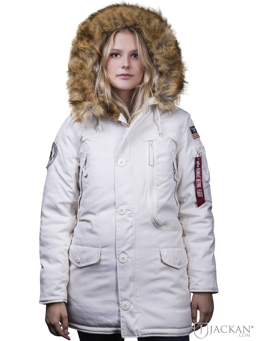 Polar Jacket Wmn i vitt från Alpha Industries | Jackan.com
