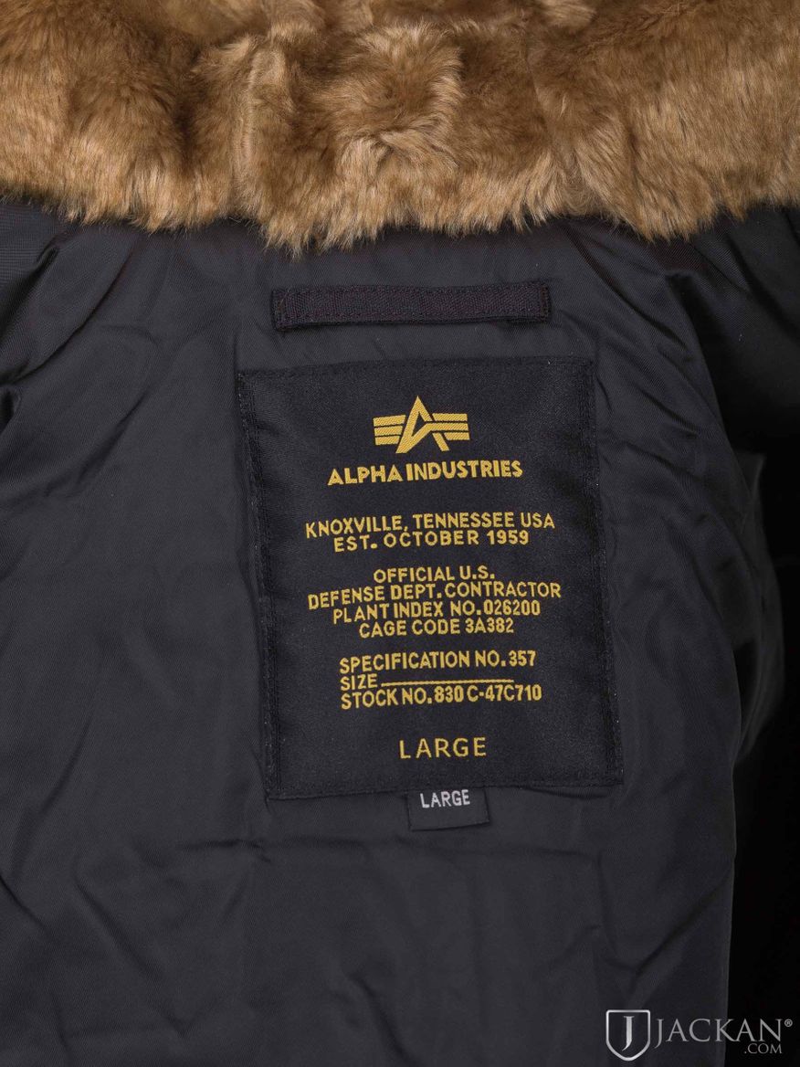 Polar Jacket SV i svart från Alpha Industries | Jackan.com