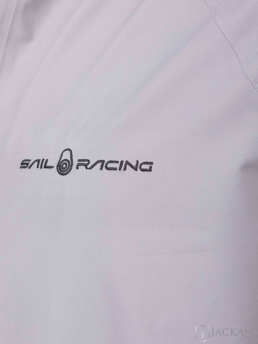 Spray GTX Jacket i grå från Sail racing | Jackan.com