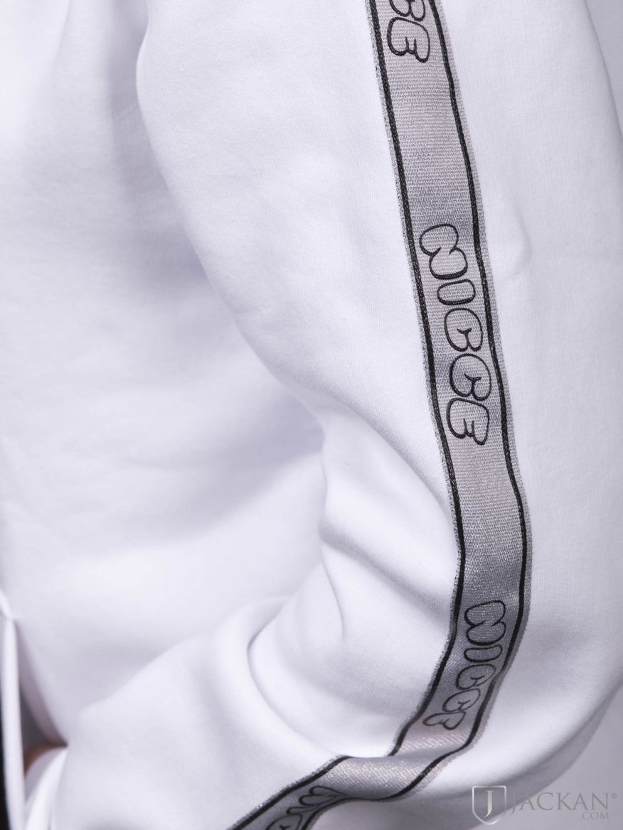 Fallon hoodie in weiß von NICCE| Jackan.com