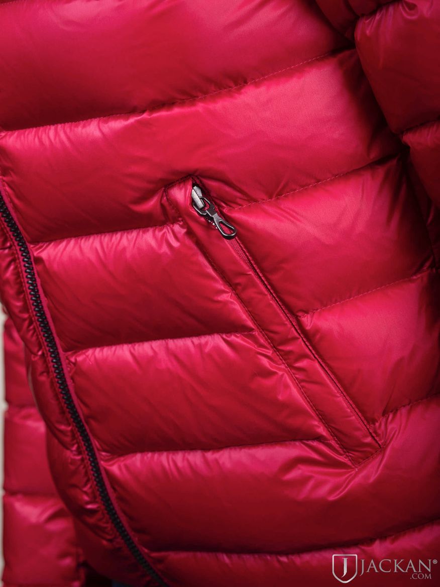 Violetta down jacket i röd från Colmar | Jackan.com