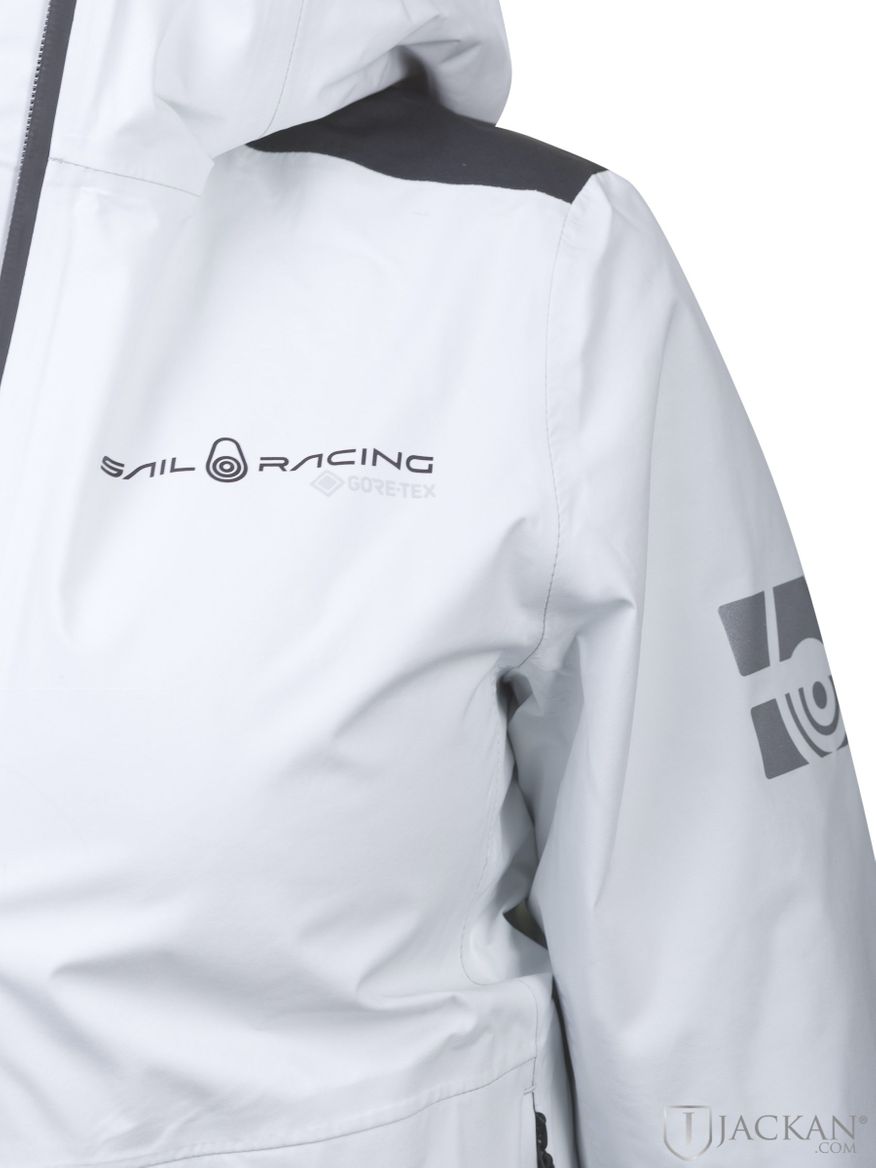 W Spray Gore tex Jacket i vit från Sail racing | Jackan.com