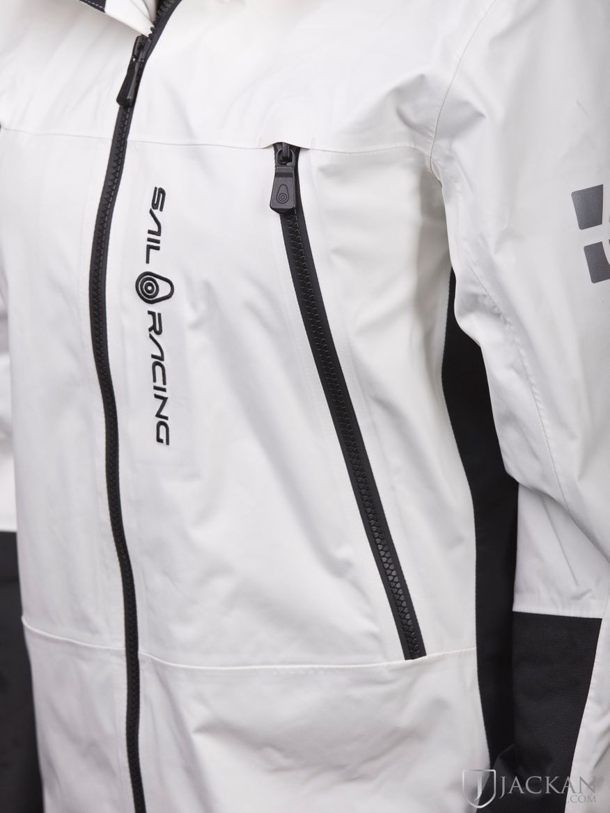 W Spray Ocean Jacket i vitt från Sail racing | Jackan.com