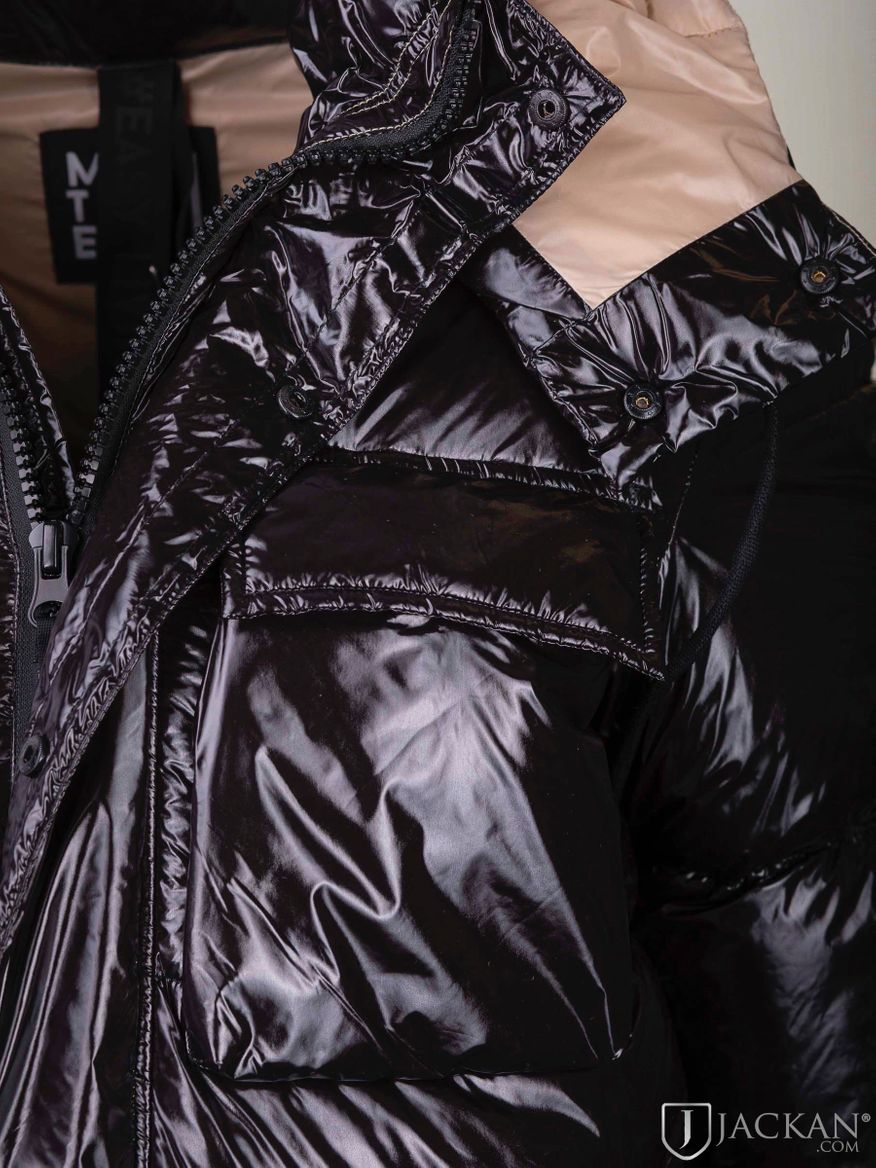 Carissa Jacke in schwarz von Montereggi | Jackan.com