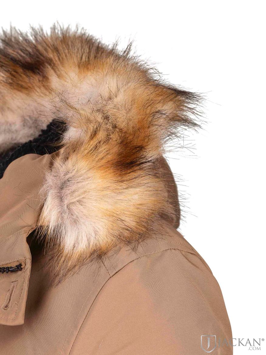 Everest Faux Fur Hooded Parka in Beige von Superdry | Jackan.de