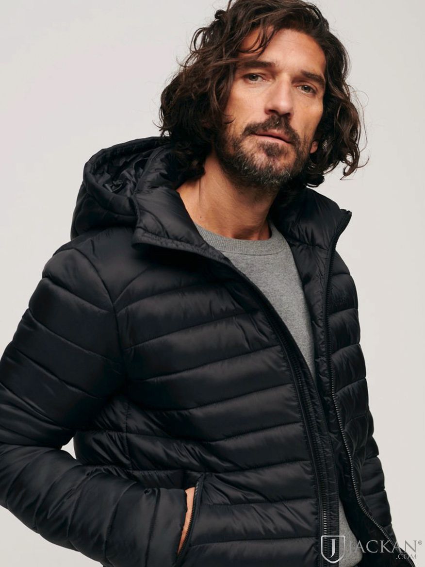 Hooded Fuji Sport jacket i svart från Superdry | Jackan.com