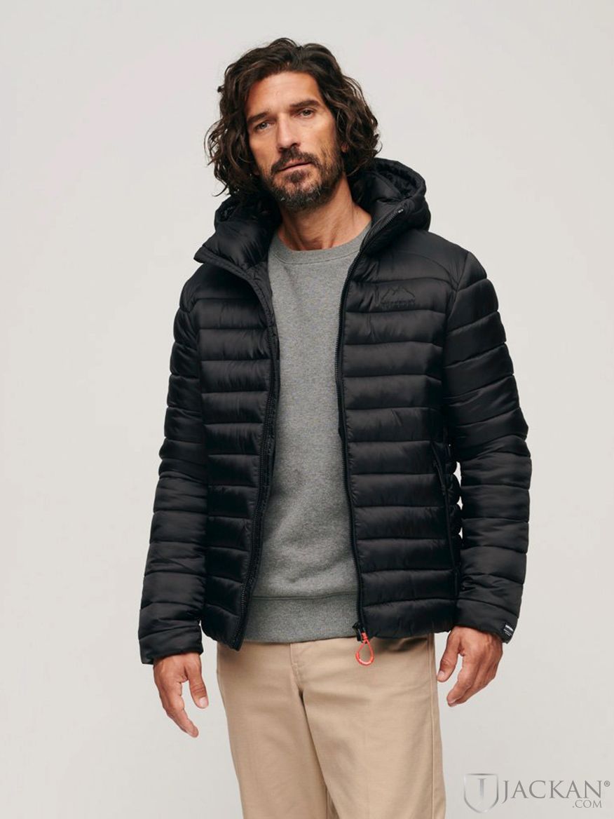 Hooded Fuji Sport jacket i svart från Superdry | Jackan.com