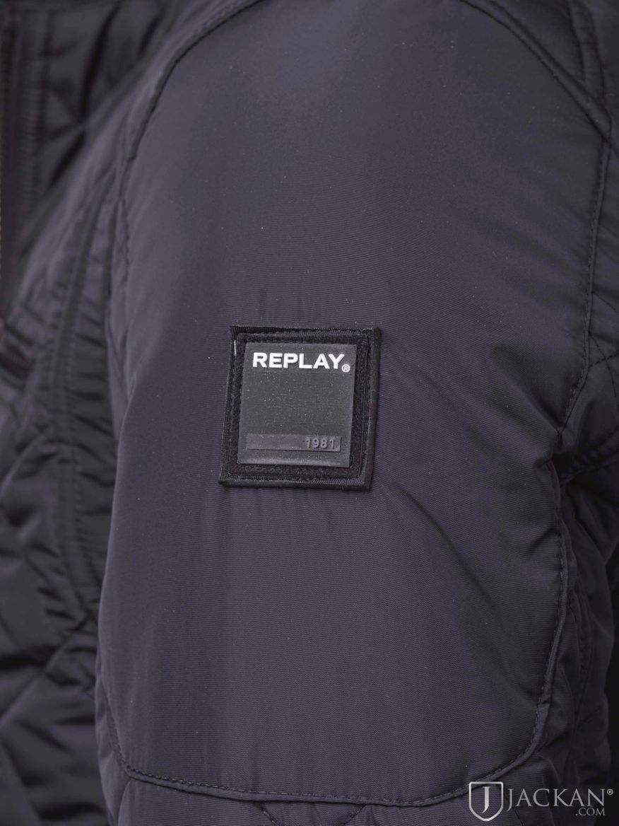 Replay nylon quilt in schwarz von Replay