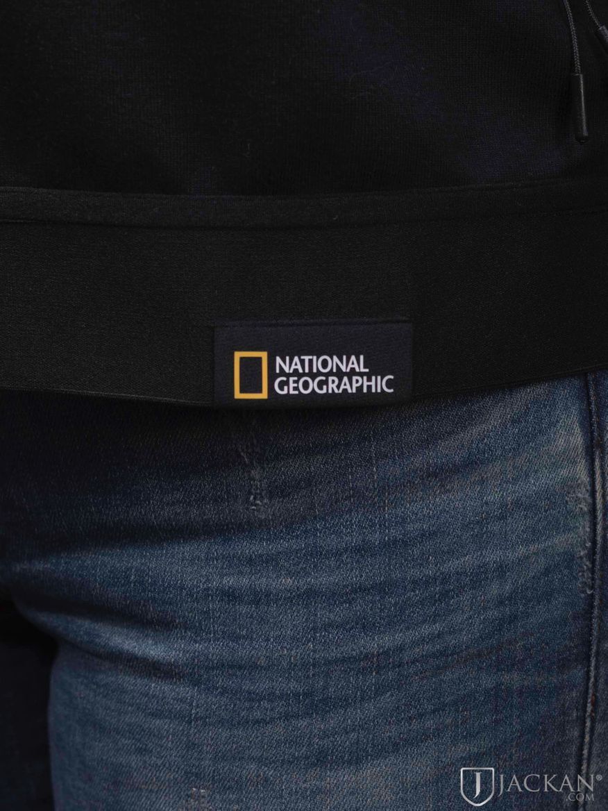 Hood Style Zip i svart från National Geographic| Jackan.com