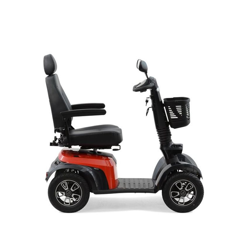 Presto 4-hjulig el-scooter från Life & Mobility!