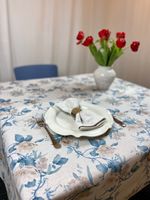 Avtorkningsbar blå vaxduk blommor- Snygga vaxdukar-vaxduk.com 