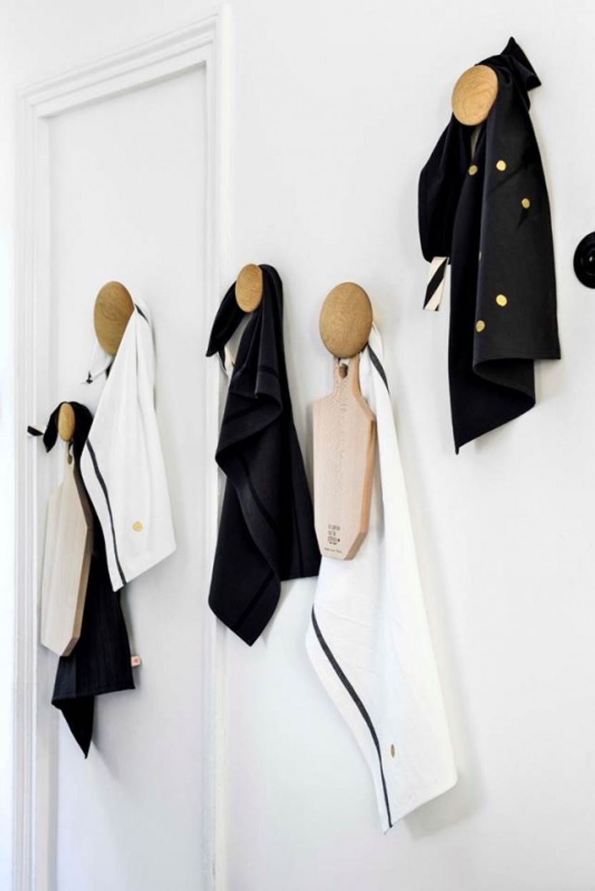 K&ouml;kshandduk vit med kant